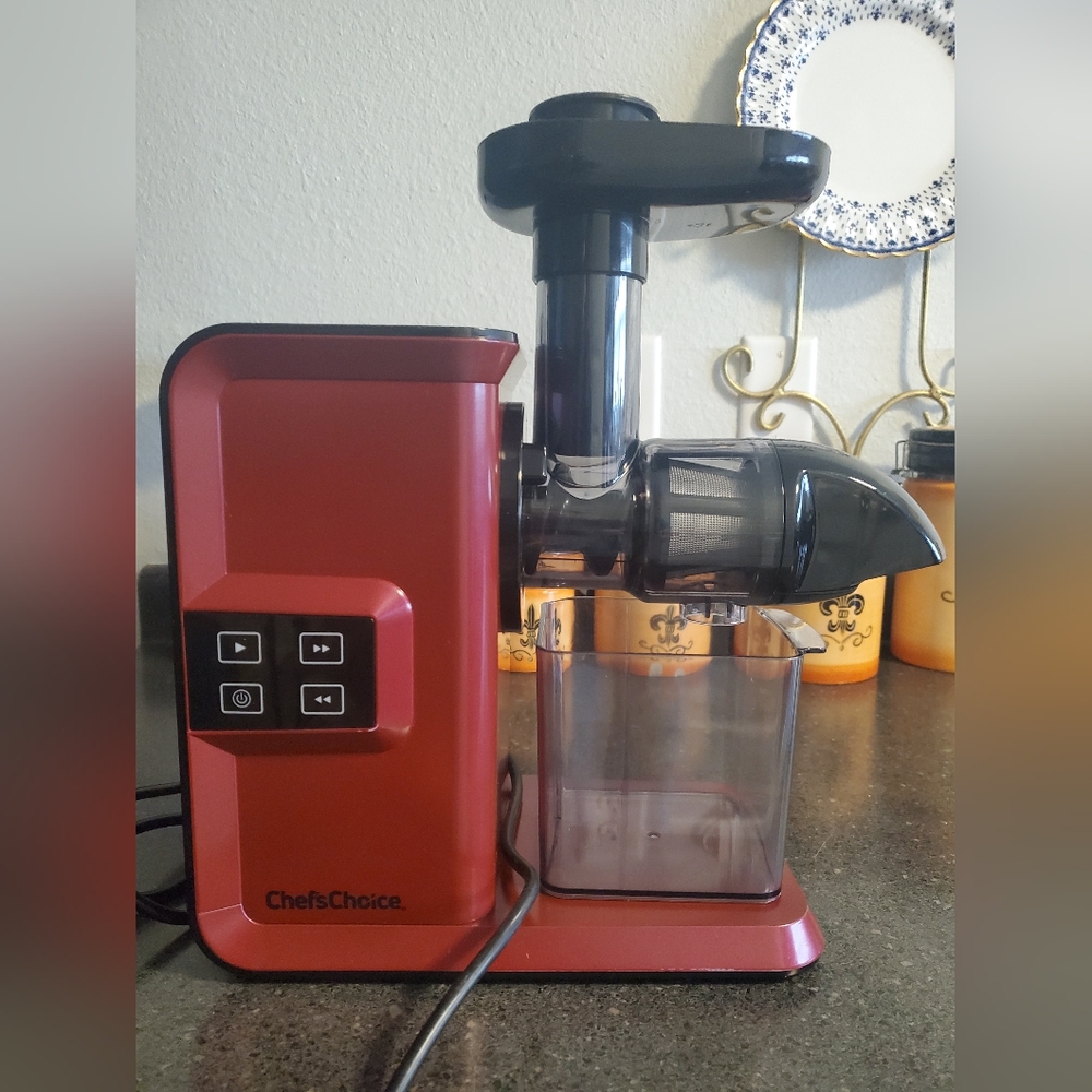 Chef's Choice Horizontal Masticating Juicer